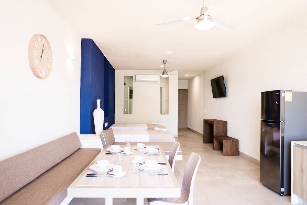 Suite, Sea View (AVENIR) | Premium bedding, free WiFi, bed sheets, wheelchair access