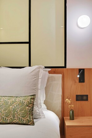 2 habitaciones y espacio para trabajar con laptop 