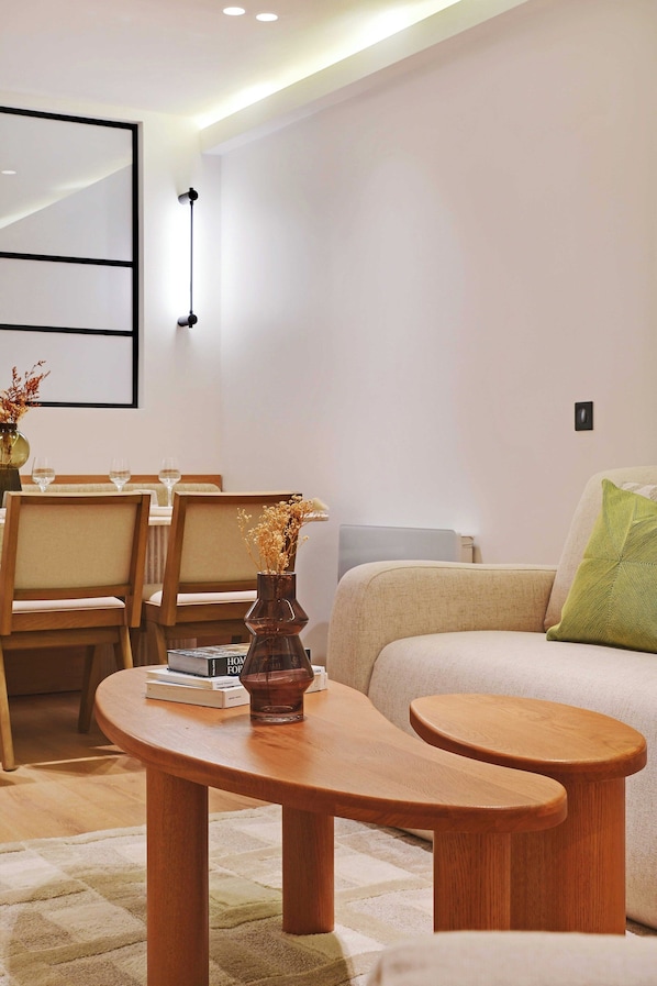 Apartment | Living area