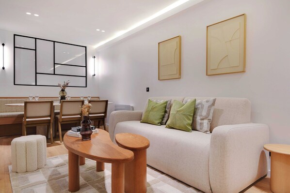 Apartment | Living area - Sumptuous Apartment - 2br/6p - Center of Paris (Paris)