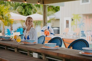 Outdoor dining