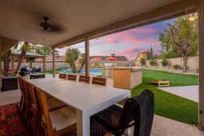Outdoor dining