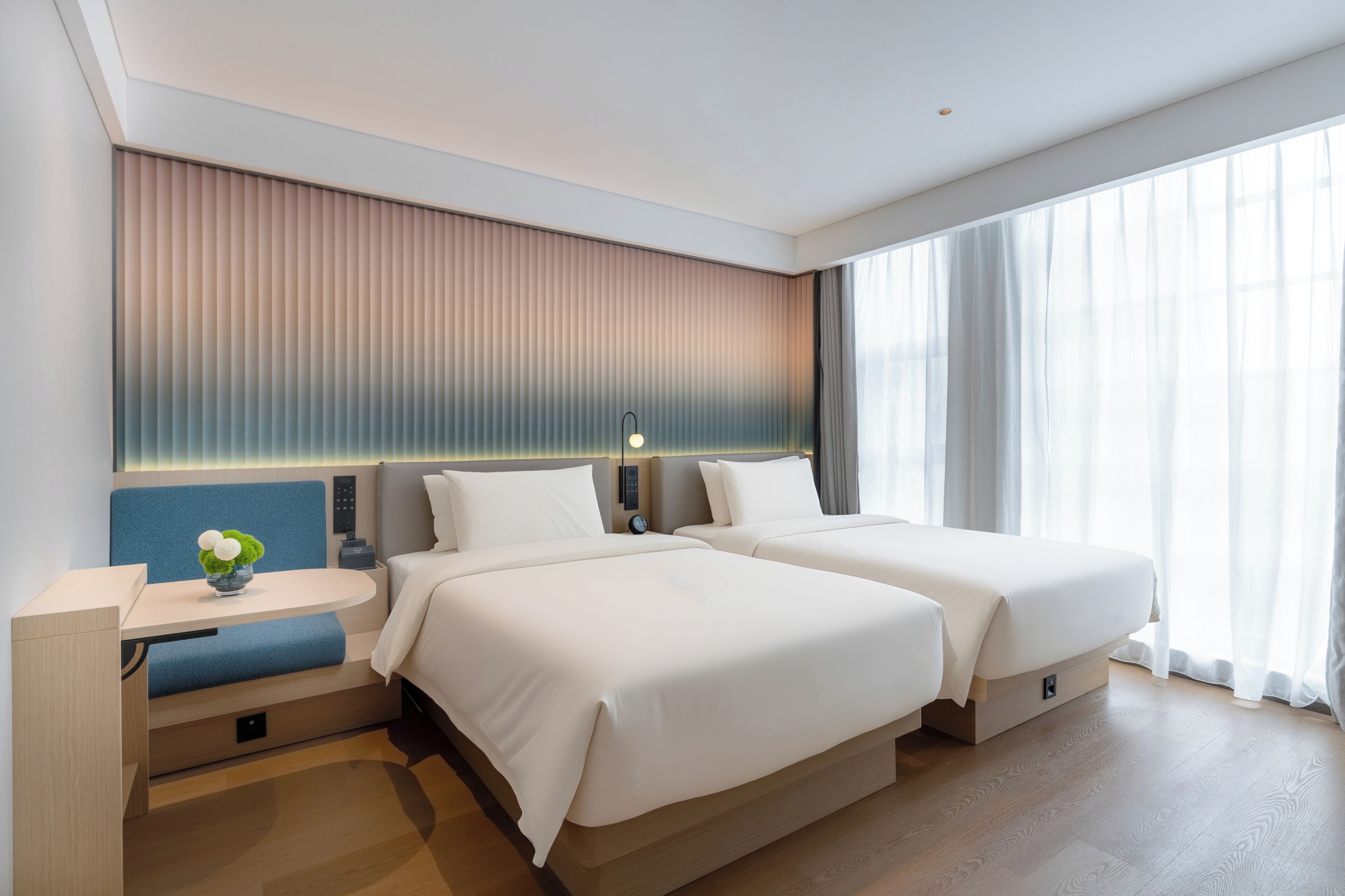 Basic Twin Room, 2 Double Beds | Desk, free WiFi