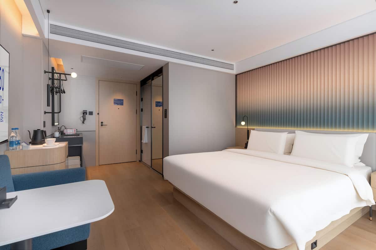 Habitación individual clásica, vistas a la ciudad | Escritorio y wifi gratis