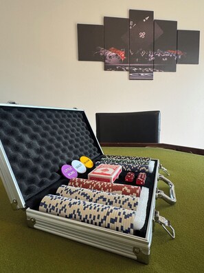 Spielezimmer