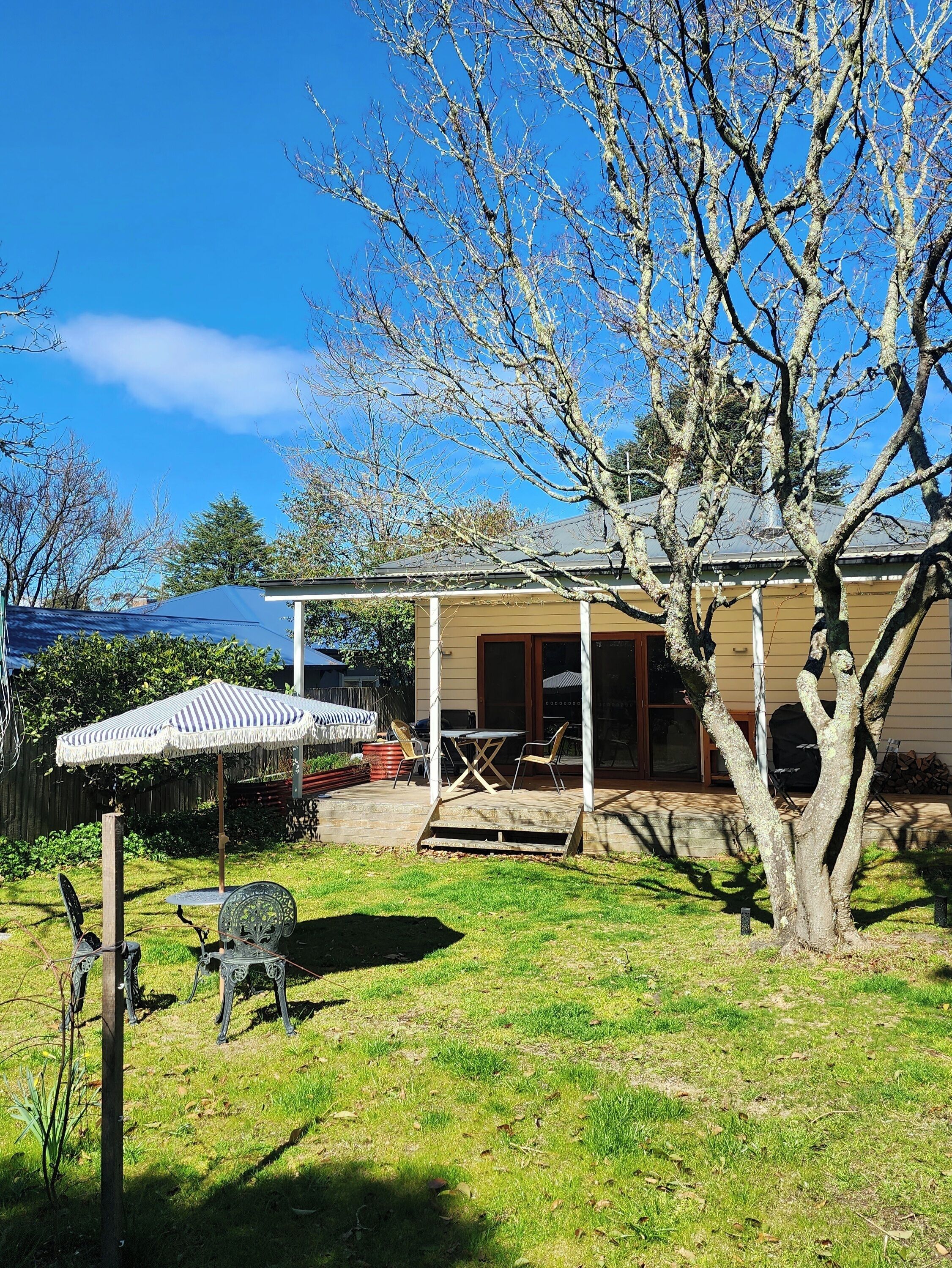 屋外ダイニングエリア