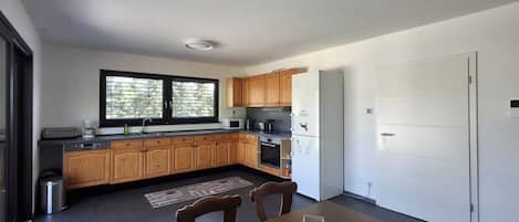 Microwave, oven, stovetop