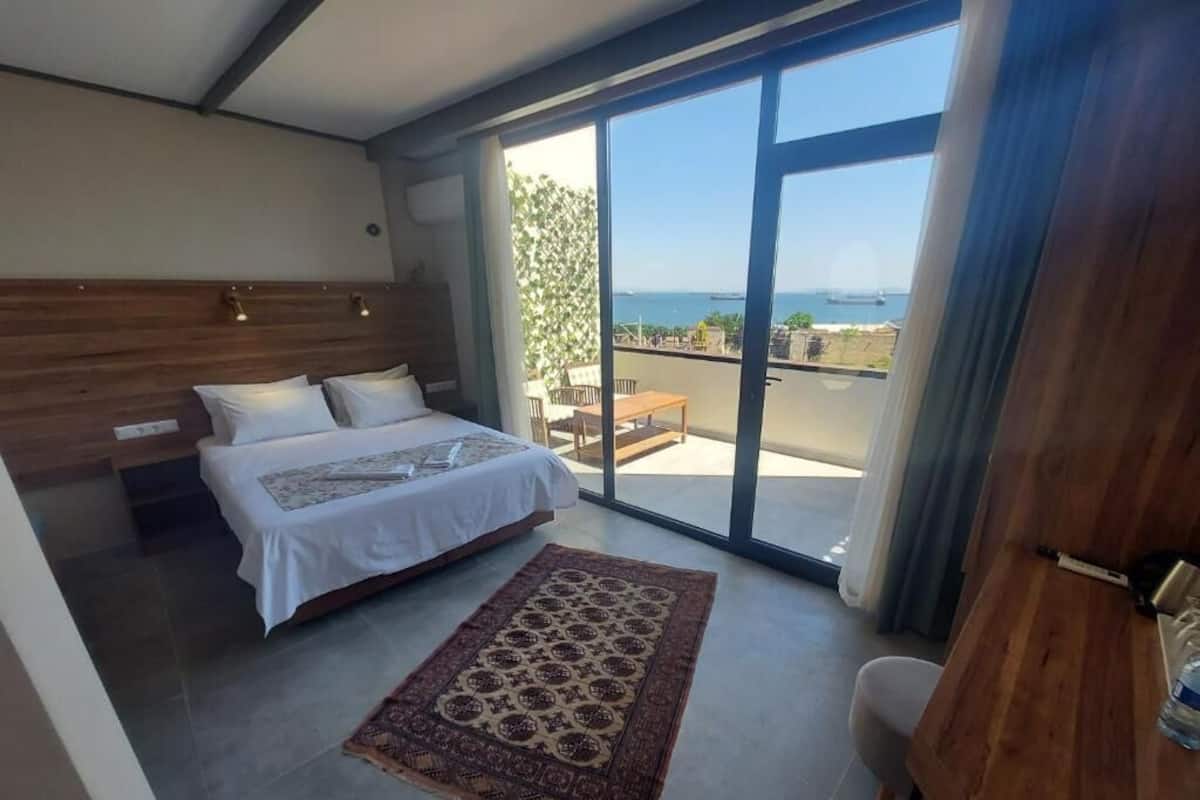 Superior Double or Twin Room, Terrace, Sea View | Free minibar, in-room safe, blackout drapes, soundproofing