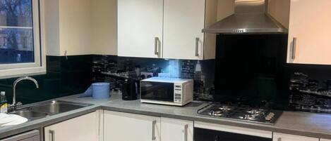 Placa de cocina y hervidor eléctrico