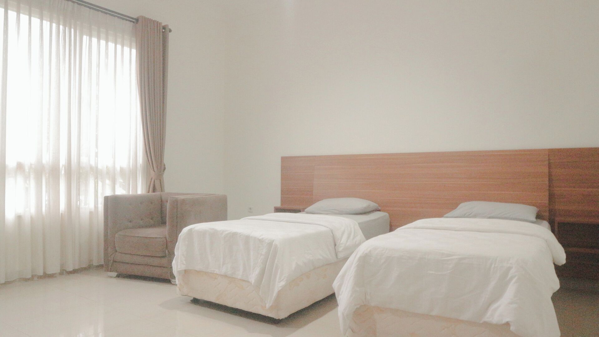 Executive Room | Free WiFi