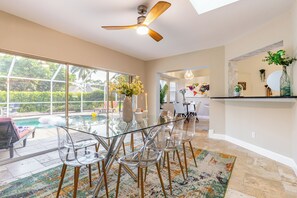 Dining - Private Pool, Firepit, Game Room | Mins to Beaches | Casa Solara by AvantStay (Naples)