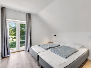 5 bedrooms, Internet