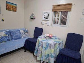 Apartment, 1 Bedroom, Balcony | Bahagian dalam