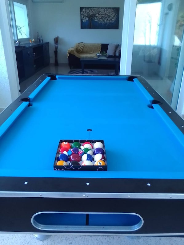 Apartment, 3 Bedrooms, Smoking, Private Pool | Game room