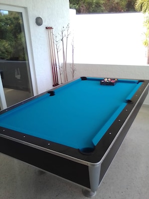 Apartment, 3 Bedrooms, Smoking, Private Pool | Game room
