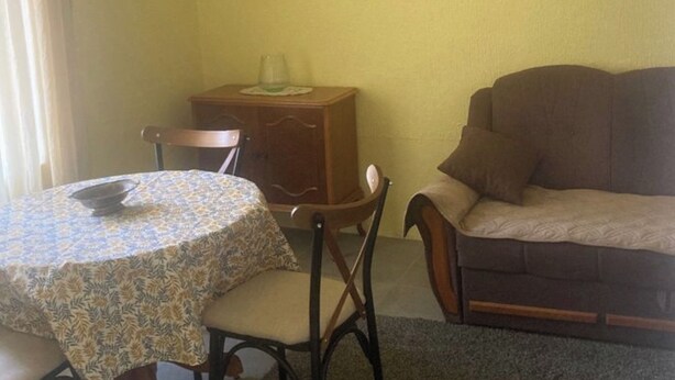 Dining room - Charming Nikšić House With Private Entrance & Modern Amenities (Niksic)