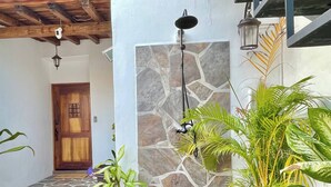 Casa, 4 habitaciones, balcón | Áreas de la propiedad