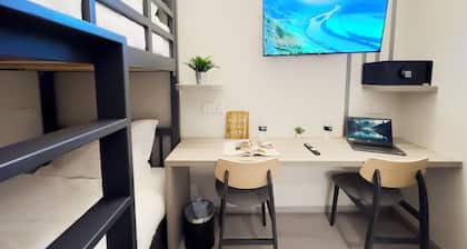 Coliwoo Hotel Pasir Panjang