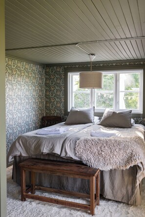 2 bedrooms, Internet, bed sheets - Cozy vacation home on Öland, close to nature and the sea (Kalmar län)