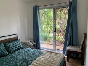Ferros/tábuas de passar roupa, Wi-Fi, roupa de cama