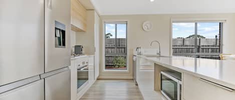 Fridge, microwave, oven, dishwasher