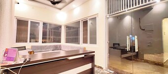 Hotel V Palace Ayodhya