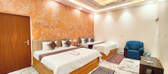 Hotel V Palace Ayodhya