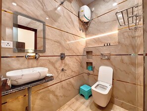 Deluxe Double Room, Multiple Beds, Air conditioning | Bathroom | Shower, rainfall showerhead, free toiletries, slippers - Hotel V Palace Ayodhya (Ayodhya)