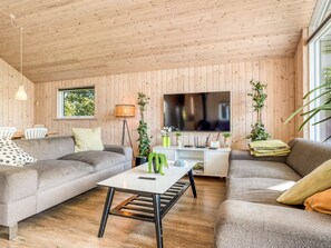 TV, fireplace, DVD player - "Jurgis" - 900m from the sea by Interhome (Idestrup)
