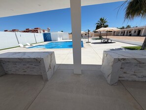 Udendørs pool