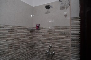 Deluxe Double Room | Desk, laptop workspace, free WiFi - Karthikeya Guest Inn  (Hyderabad)