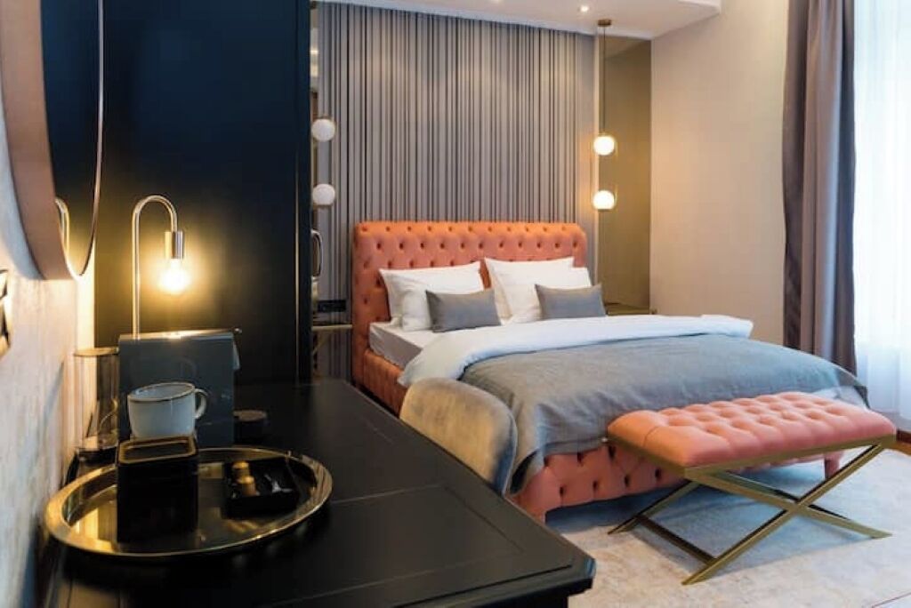 1 chambre, fer et planche à repasser, accès Internet, draps fournis