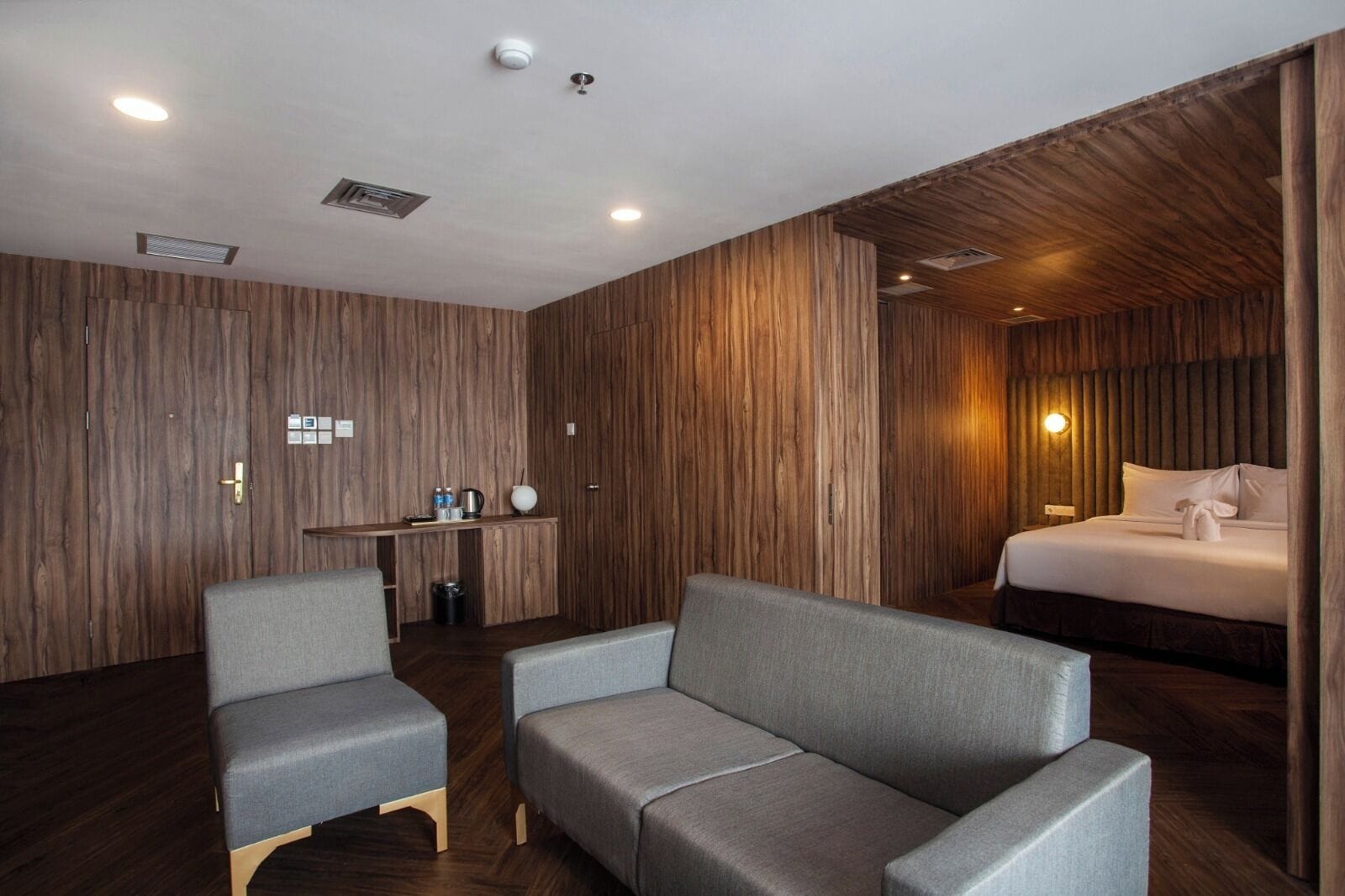 Junior Suite | Living area