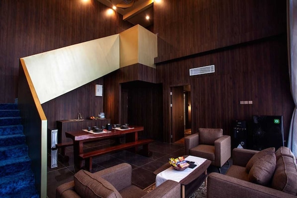 Presidential Suite | Living area