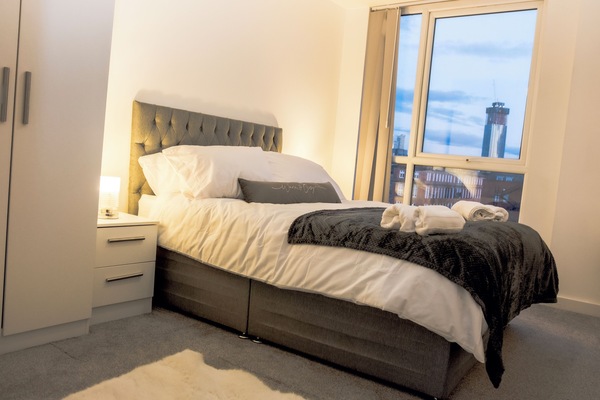 2 bedrooms, desk, iron/ironing board, free WiFi