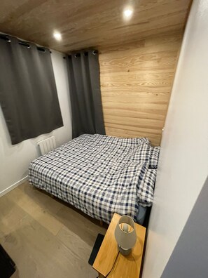 2 bedrooms, iron/ironing board, internet - 4/6p apartment at the foot of the slopes! (Les Orres)