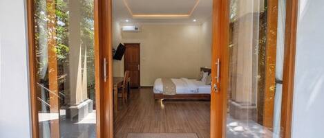 Deluxe Room | Bed sheets