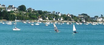 La maison du Soleil 4* ☀️,completed in 2025,near RN12 with high-speed wifi