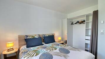 3 quartos, ferros/tábuas de passar roupa, Wi-Fi de cortesia