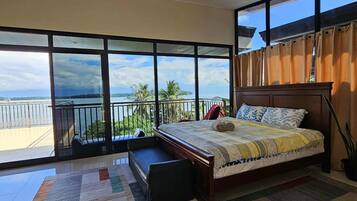 Laptop workspace, rollaway beds, free WiFi, bed sheets