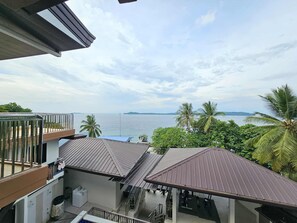 Apartment with Mountain view | Laptop workspace, rollaway beds, free WiFi, bed sheets - Eagle's Nest Beach Resort- Samal Island (Samal)