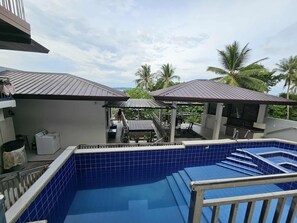 Apartment with Balcony | Laptop workspace, rollaway beds, free WiFi, bed sheets - Eagle's Nest Beach Resort- Samal Island (Samal)