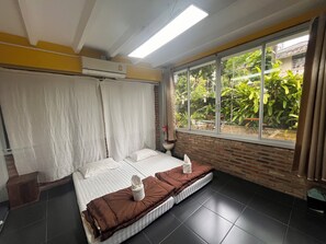 1 Schlafzimmer, Schreibtisch, Bügeleisen/Bügelbrett, kostenloses WLAN