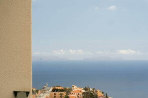 الإطلالة من المنشأة