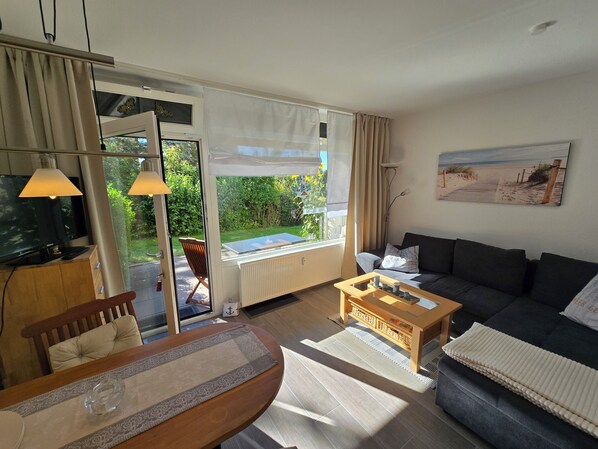 Télévision, chaîne hi-fi