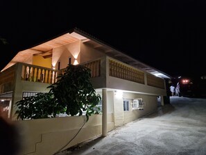 Exterior - Fantastic vacation home Casa Andries Momtanja Rey (Willemstad)