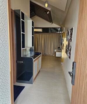 Comfort Cottage | Laptop workspace, blackout drapes, free WiFi