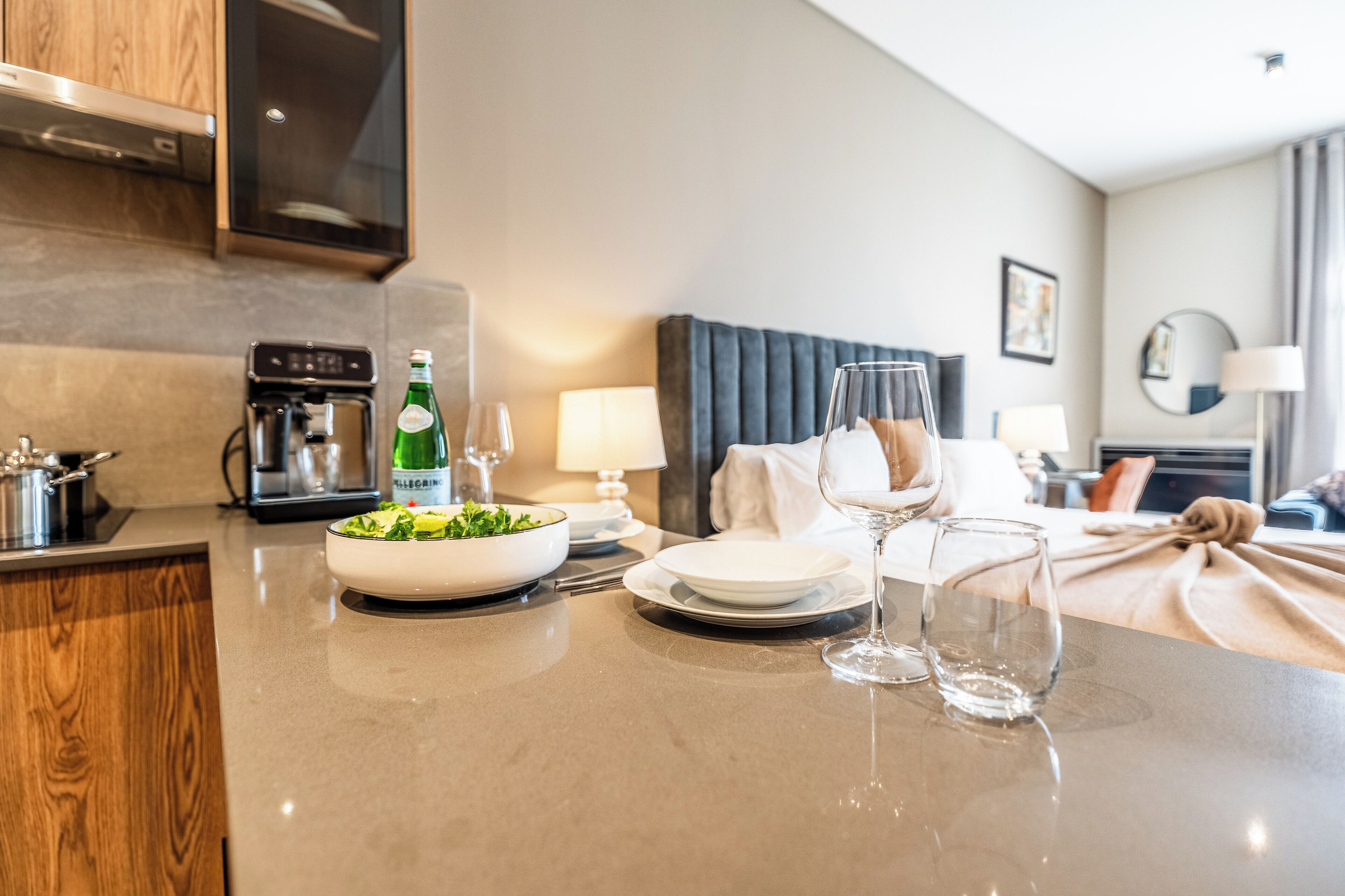 1 quarto, ferros/tábuas de passar roupa, acesso à internet