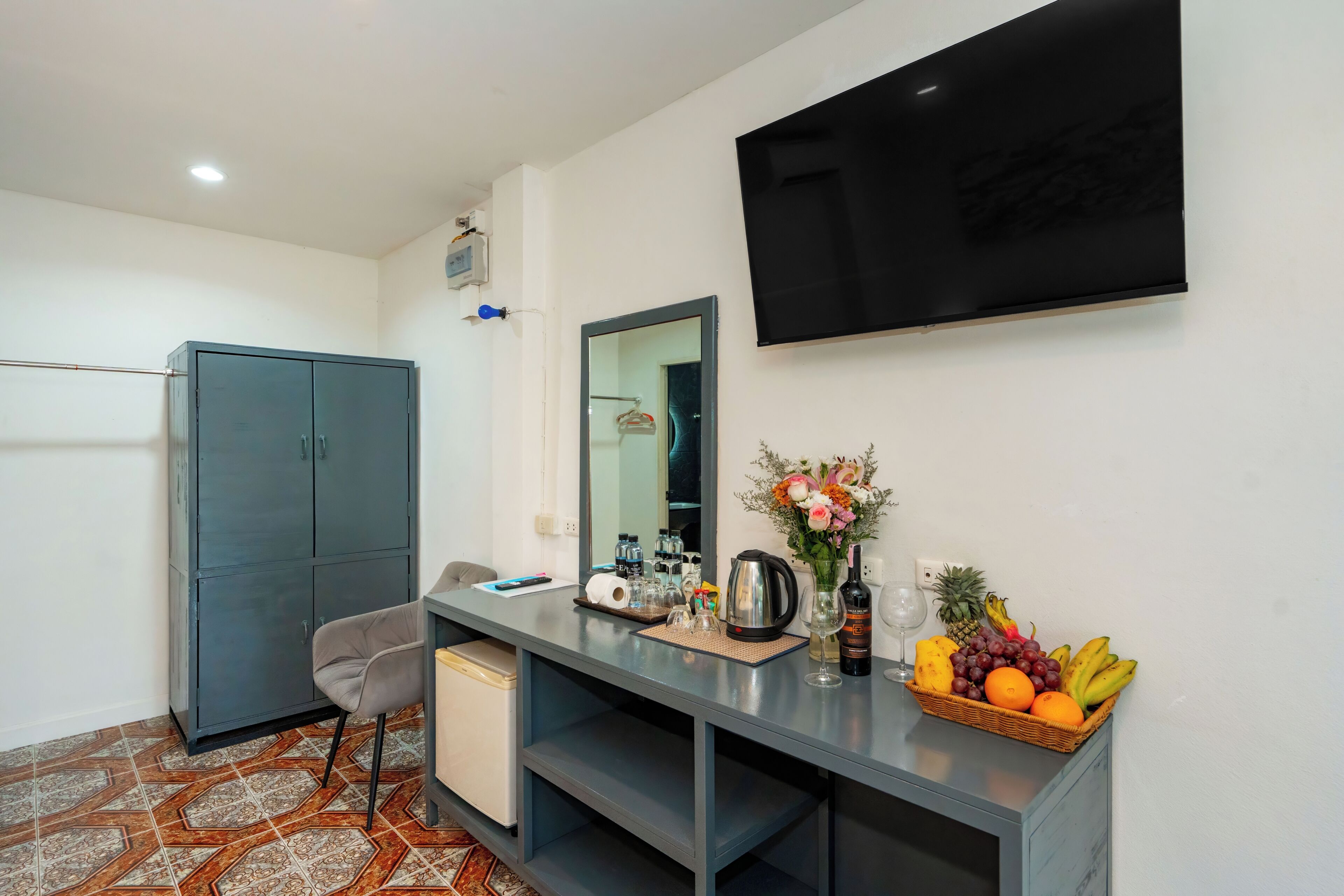 Standard Double Room, Sea View | WiFi (free), bed sheets