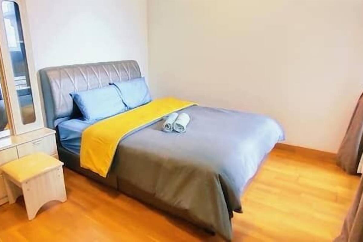 Appartamento Basic, vista città | Ferro/asse da stiro, Wi-Fi gratuito